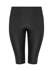 Yours Curve Black Long Swim Shorts 2 Pack - Image 3 of 4
