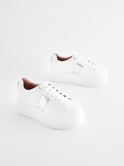 Bela - Forever Comfort® Patent Chunky na vezalke; z vezalkami Športni copati - Slika 1 iz 5
