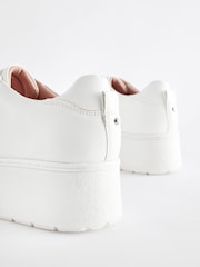 Bela - Forever Comfort® Patent Chunky na vezalke; z vezalkami Športni copati - Slika 4 iz 5