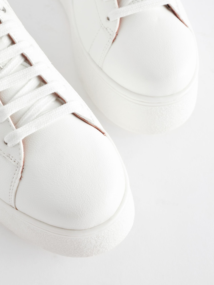 Bela - Forever Comfort® Patent Chunky na vezalke; z vezalkami Športni copati - Slika 5 iz 5 Bela - Forever Comfort® Patent Chunky na vezalke; z vezalkami Športni copati - Slika 5 iz 5