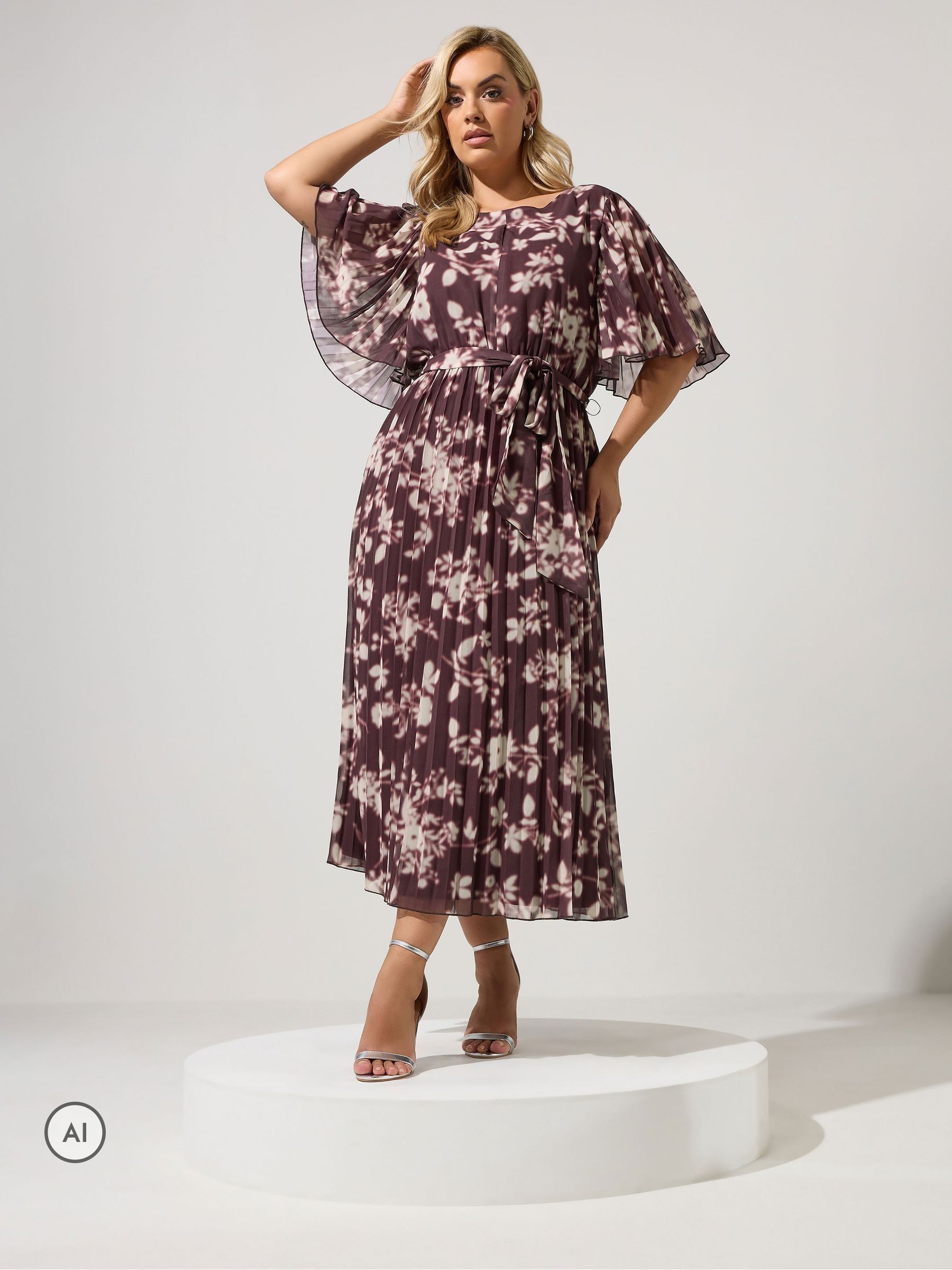 Yours Curve Women's Red London Floral Keyhole Pleated Maxi Dress