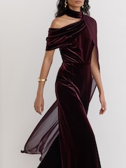 Reiss Carrie Velvet Drape-Detail One-Shoulder Jumpsuit - Bild 3 von 7