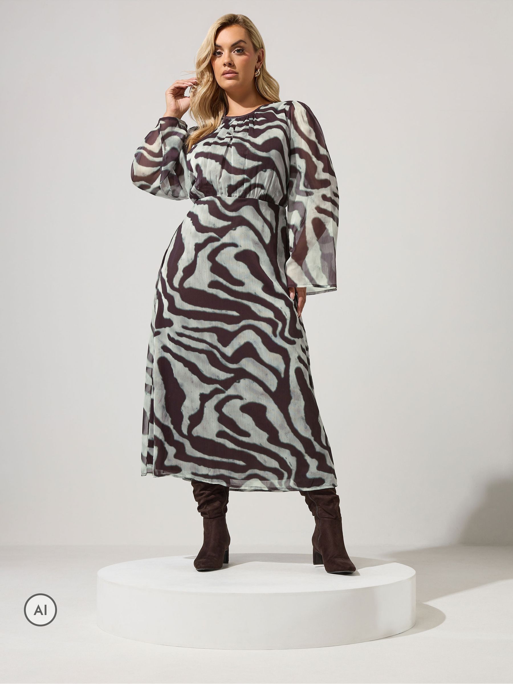 Yours Curve Women's Grey Zebra Keyhole Dress