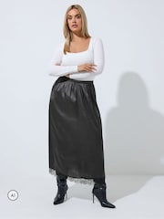 Yours Curve Black Limited Long Satin Hem Skirt - Image 3 of 7