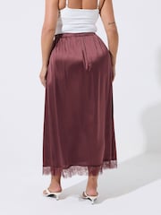 Yours Curve Red Limited Long Satin Hem Skirt - Image 3 of 6