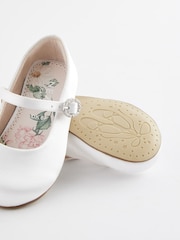 White Standard Fit (F) Flower Girl Occasion Mary Jane Shoes - Image 5 of 5