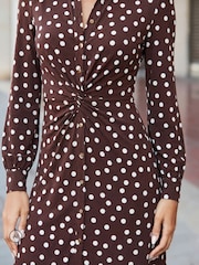 Sosandar Brown Polka Dot Print Twist Front Shirt Dress - Image 4 of 5