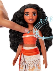 Disney Princess Singing Moana - Image 1 of 4
