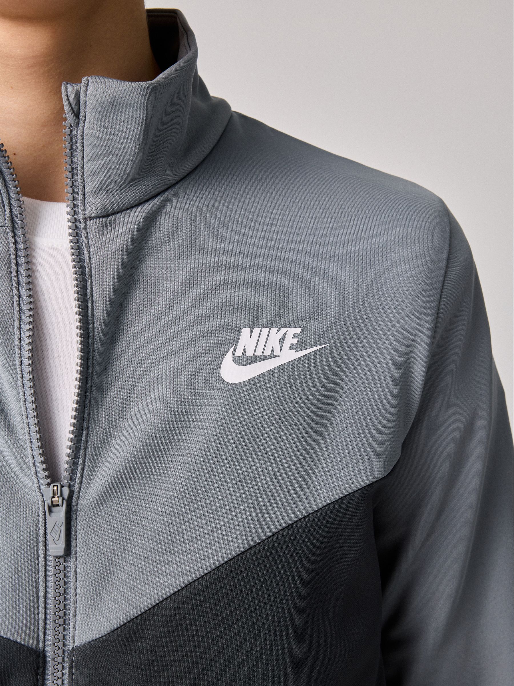 Silver nike tracksuit discount