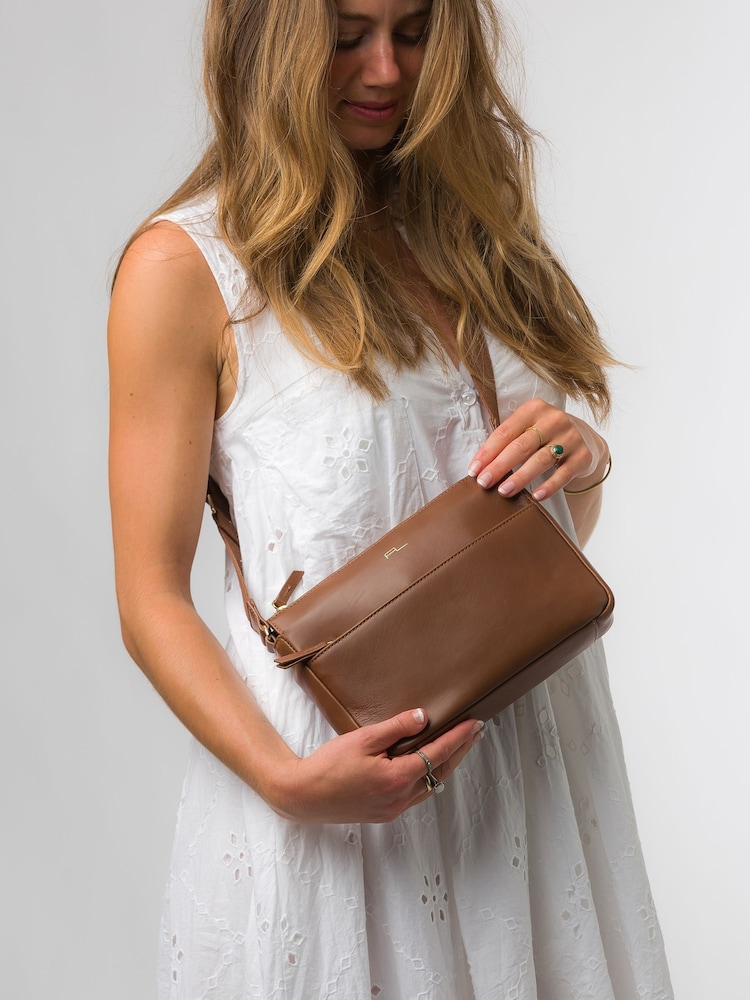 Pure Luxuries London Amber Nappa Leather Cross-Body Bag - Image 2 of 8