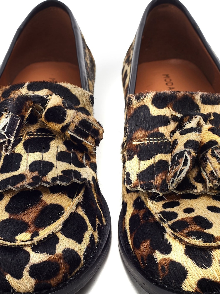 Moda in Pelle Brown Florana Flat Tassel Loafers - Image 4 of 4 Moda in Pelle Brown Florana Flat Tassel Loafers - Image 4 of 4