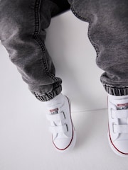 Converse White Chuck Ox 2V Infant Trainers - Image 2 of 9