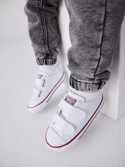 Converse White Chuck Ox 2V Infant Trainers - Image 3 of 9
