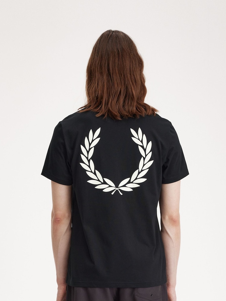 Fred Perry 100% Cotton Laurel Wreath Back Print T-Shirt - Image 2 of 4
