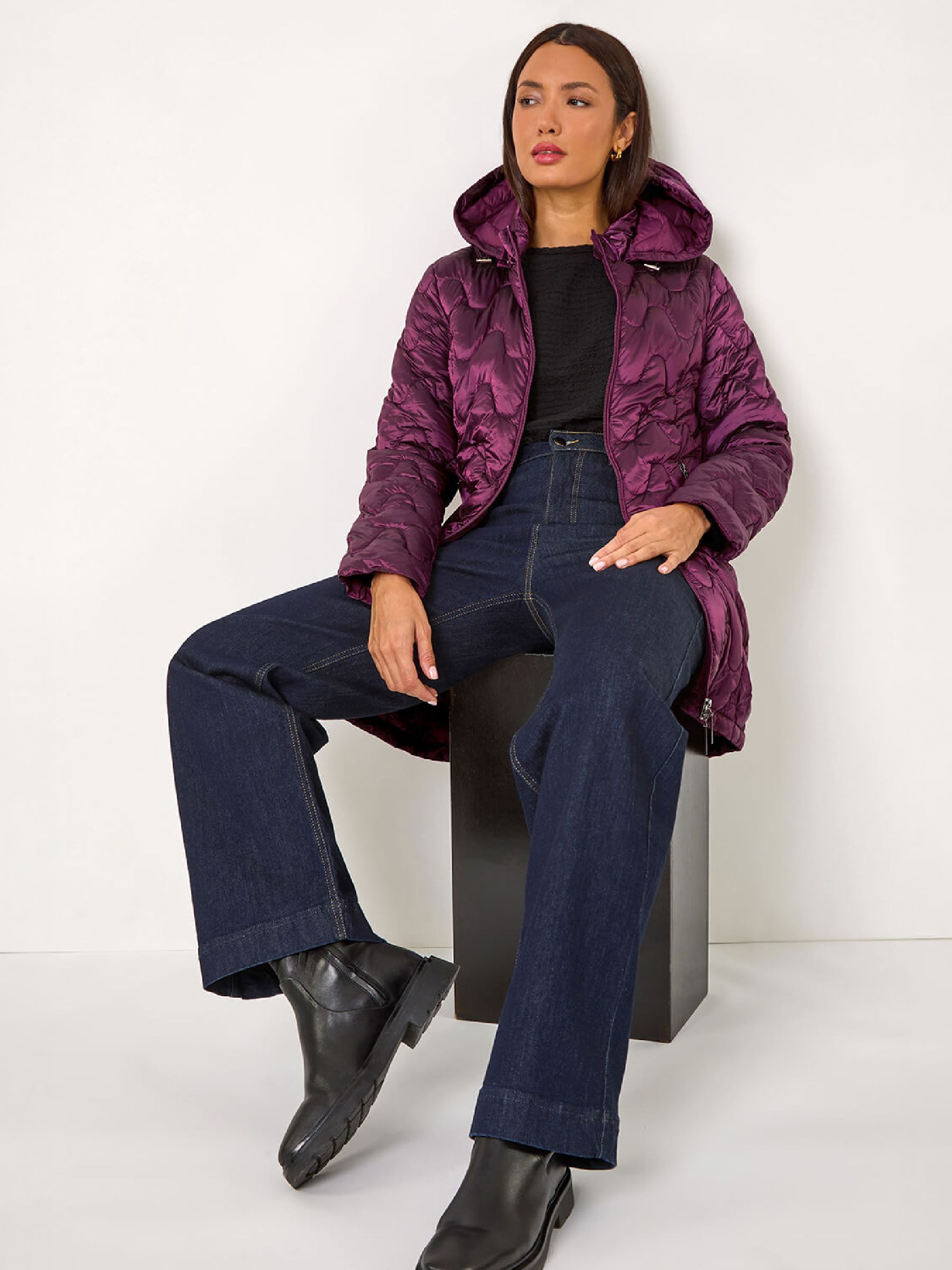 Roman Women's Magenta Wave Quilted Puffer Hooded Coat In Size 18 - Image 3