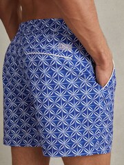 Reiss Bright Blue/White Fraser Geometric Print Drawstring Swim Shorts - Image 5 of 6