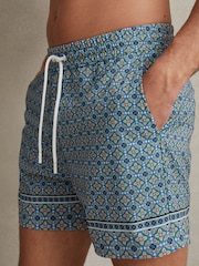 Reiss Multi Vizzini Tile Print Drawstring Swim Shorts - Image 4 of 6