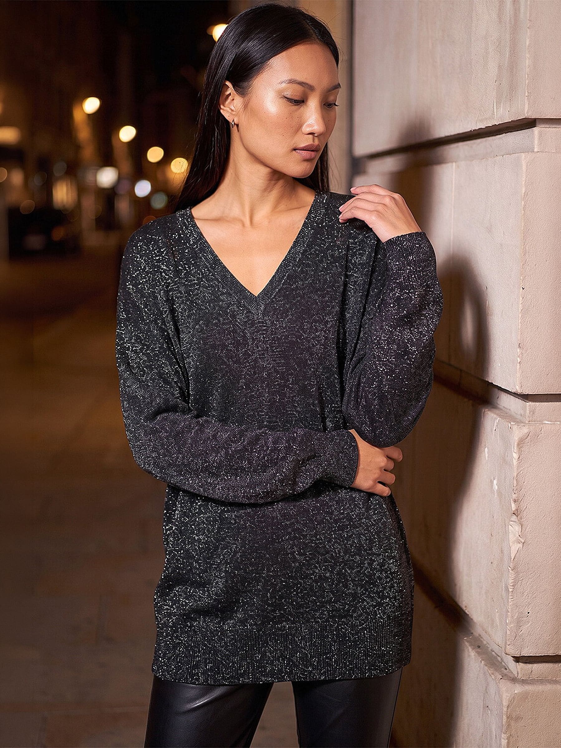 Roman Relaxed Stretch Shimmer V-neck Jumper, Black, Size 18, Women - Image 4