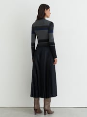 Reiss Carla Striped Knit Mix Pleated Midi Dress - Obraz 6 z 8