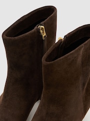 Reiss Chocolate Nicole Leather Pointed-Toe Low-Heel Ankle Boots - Image 5 of 5