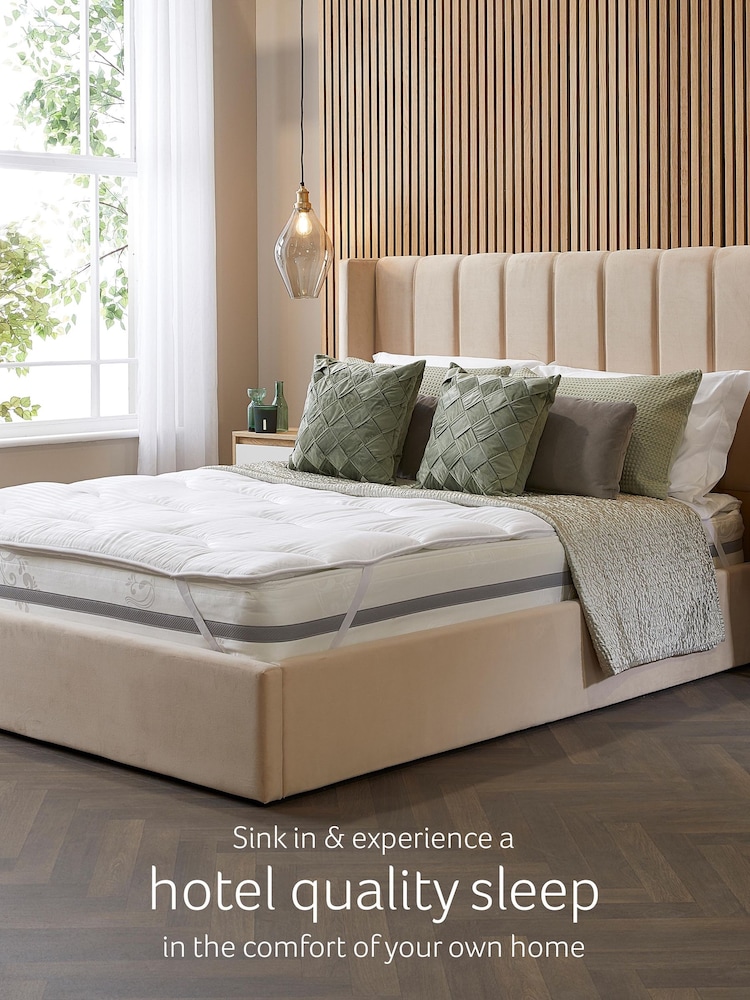 Snuggledown White Luxurious Hotel Anti Allergy 2.5cm Mattress Topper - Image 2 of 7