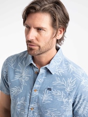 Weird Fish Russell Printed Chambray Short Sleeve Shirt - Изображение 4 5
