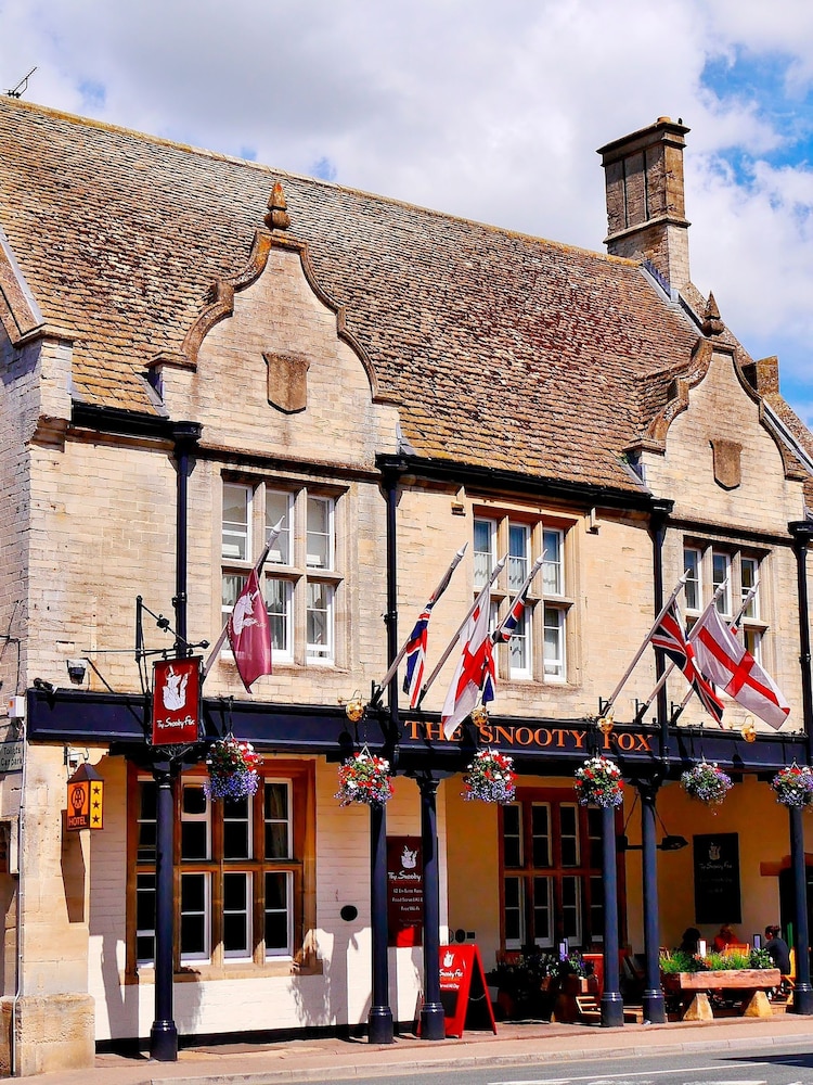 Virgin Experience Days One Night Cotswolds Inn Break At The Snooty Fox Gift Experience - Image 1 of 2