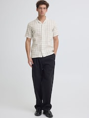 Casual Friday White Reine Linen Shirt - Image 3 of 8