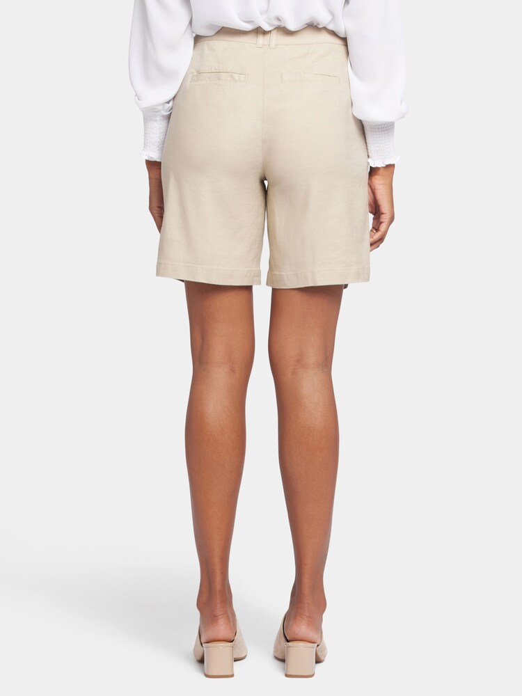 NYDJ Natural Relaxed Stretch Linen Shorts - Image 2 of 7 NYDJ Natural Relaxed Stretch Linen Shorts - Image 2 of 7
