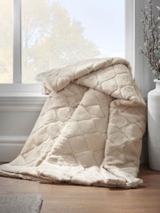 Catherine Lansfield Teddy Cosy and Soft Diamond Fleece Throw - Imagem 3 de 6