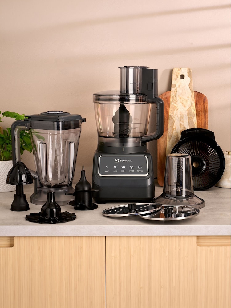Electrolux 1000W πολλαπλή επεξεργασία τροφίμων & Μπλέντερ - Εικόνα 1 του 5 Electrolux 1000W πολλαπλή επεξεργασία τροφίμων & Μπλέντερ - Εικόνα 1 του 5