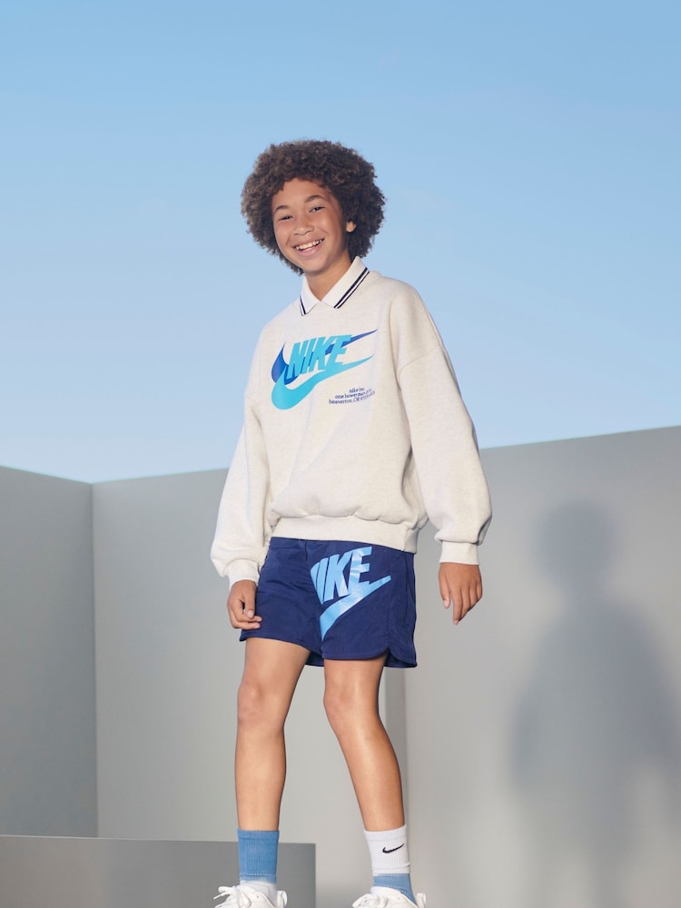 Nike White Court Borough Low Youth Trainers - Image 1 of 4