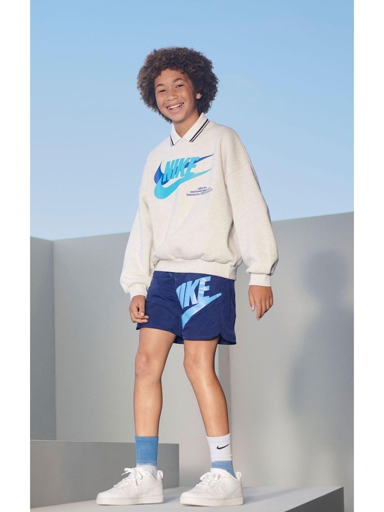 Nike White Court Borough Low Youth Trainers - Image 4 of 4