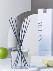 Collection Luxe Milan Green Apple & Magnolia 170ml Fragranced Reed Diffuser - Image 1 of 3