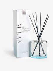 Collection Luxe Milan Green Apple & Magnolia 170ml Fragranced Reed Diffuser - Image 3 of 3