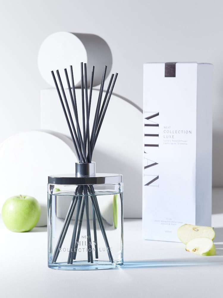 Collection Luxe Milan Green Apple & Magnolia 400ml Fragranced Reed Diffuser - Image 1 of 5