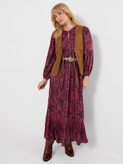 Joe Browns Boho Faux Suede Studded Waistcoat - Bild 3 von 6