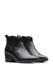 Clarks Black Morzine Sky Boots - Image 4 of 7