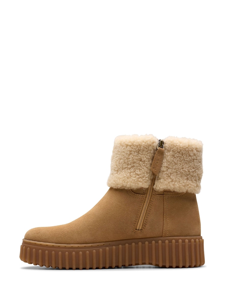 Clarks Brown Lined Torhill Turn Boots - Image 2 of 7