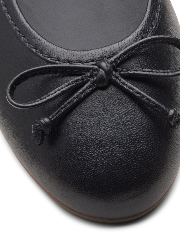 Clarks usnjeni čevlji Fawna Lily - Slika 8 iz 8