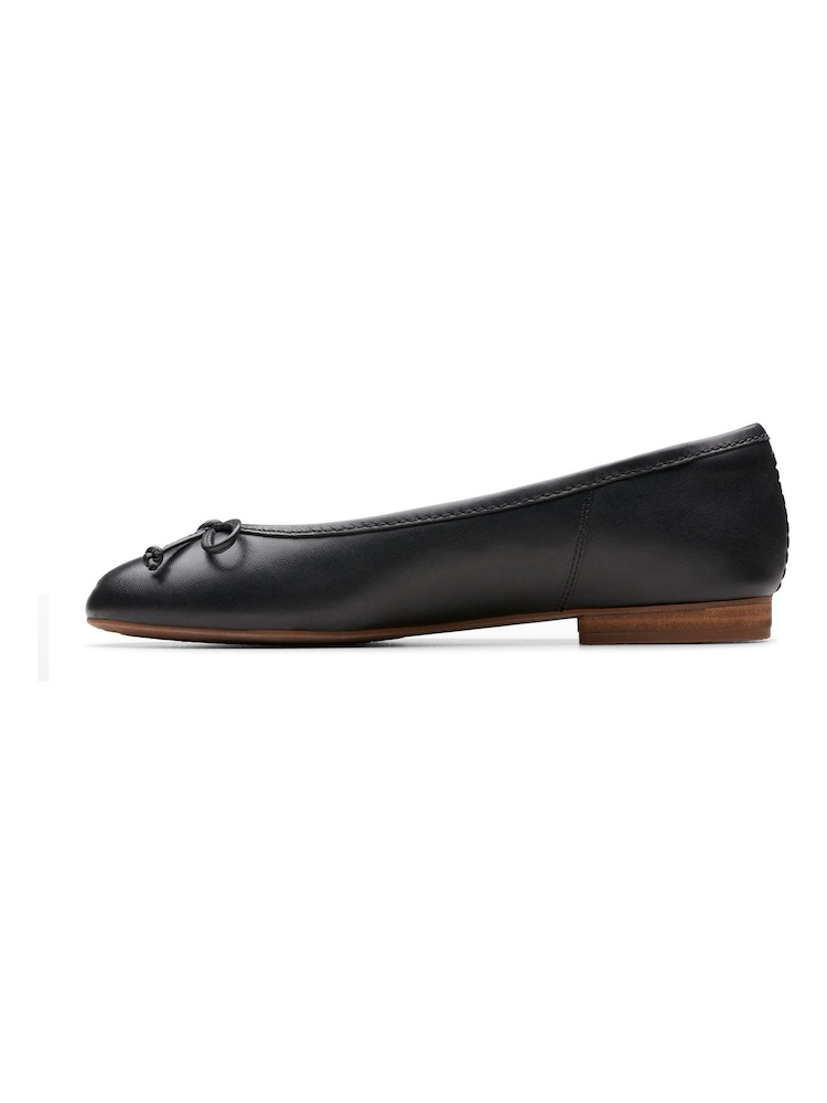 Clarks Black Standard Fit (D) Leather Fawna Lily Shoes - Image 2 of 8