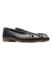 Clarks Black Standard Fit (D) Leather Fawna Lily Shoes - Image 4 of 8