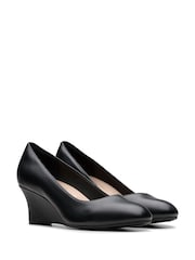 Clarks Black Standard Fit (D) Leather Olivette Pearl Shoes - Image 4 of 7