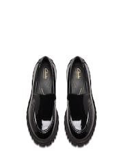 Temna črna lakota - Clarks Stran mokasini - Slika 6 iz 7