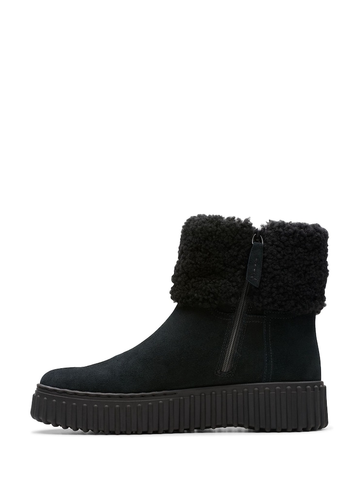 Clarks Black Lined Torhill Turn Boots - Image 2 of 7