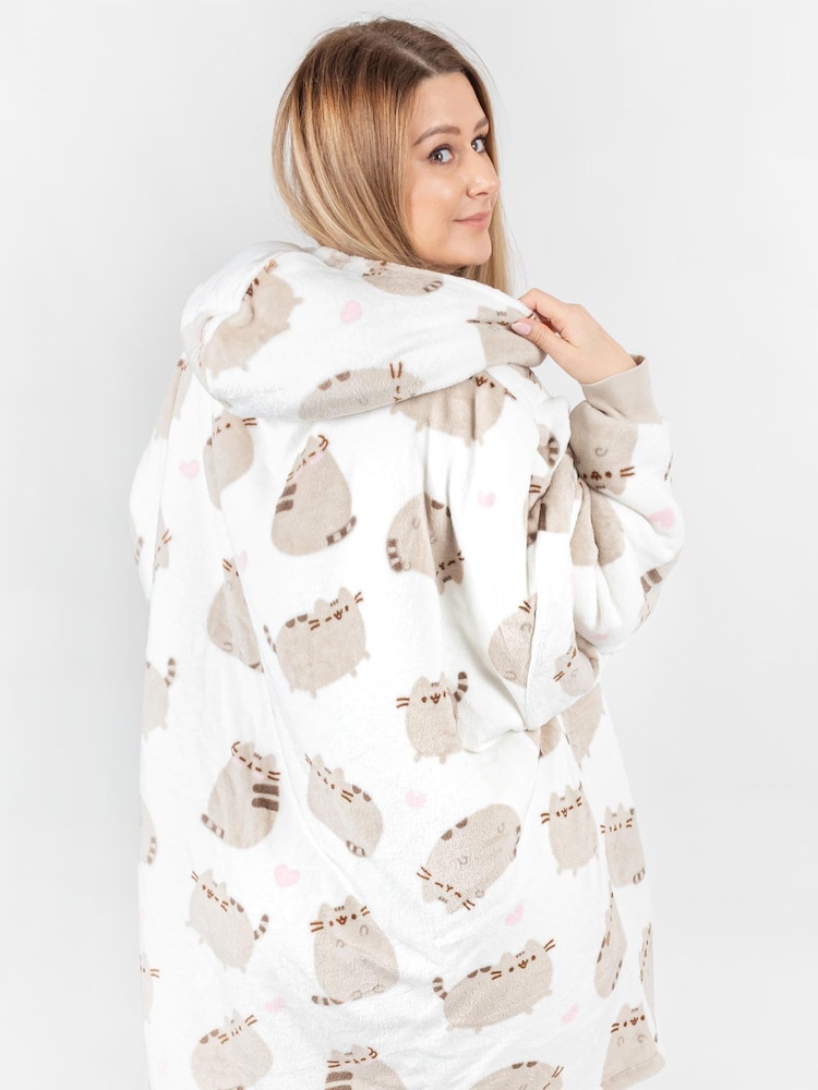 Vanilla Underground White Pusheen Cat Ladies Blanket Hoodie - Image 3 of 7