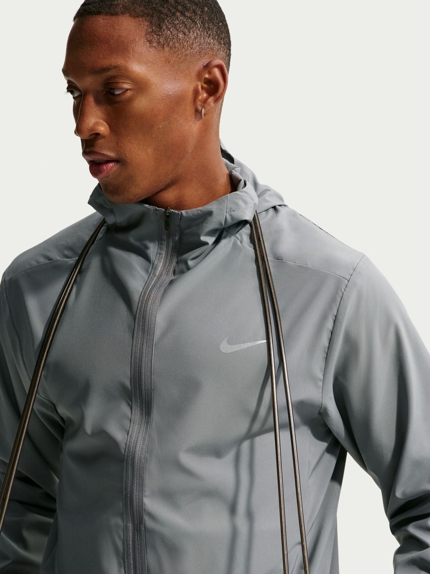 NIKE セットアップ　グレー　DRI-FIT Buy Nike Grey Dri-FIT Form Hooded Performance Jacket from the Next