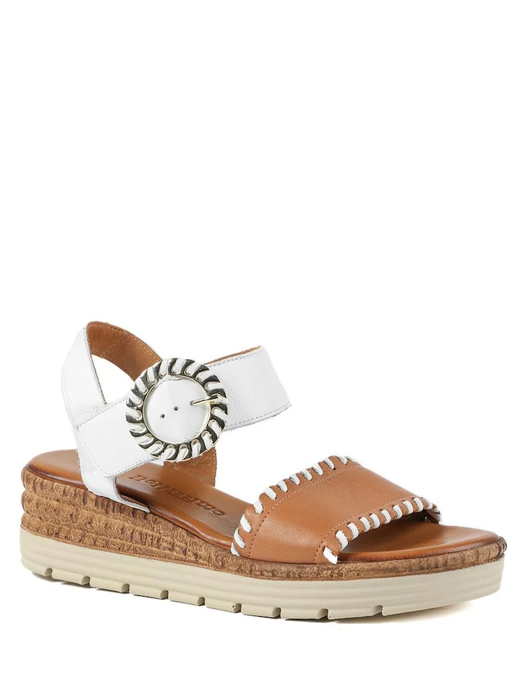 Pavers White Leather Buckle Flat Sandals - Imagen 1 de 5