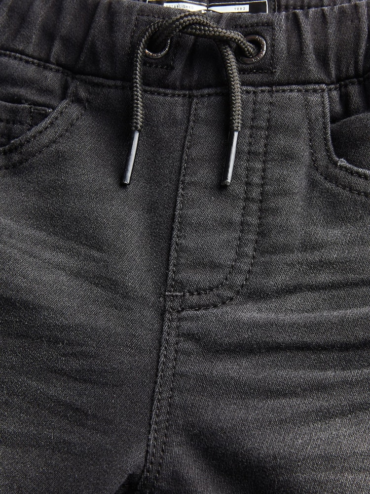 Schwarzer Denim - Jogginghose in Jeans-Optik (3 Monate bis 7 Jahre) - Bild 4 von 4