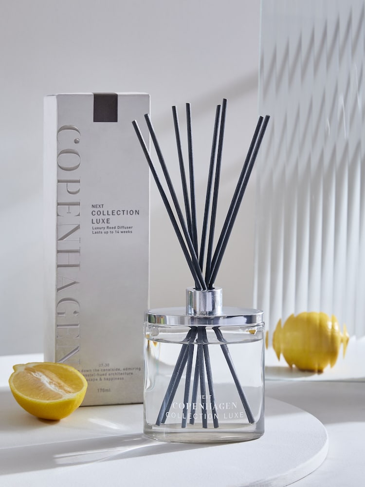 Collection Luxe Copenhagen Bergamot Tonka 170ml Fragranced Diffuser Refill - Image 1 of 4